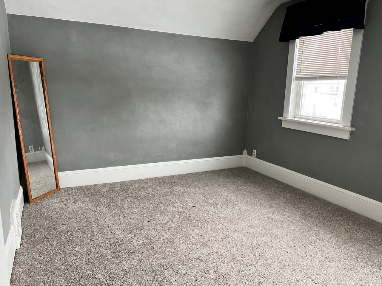 Image for OSHKOSH REAL ESTATE AUCTION