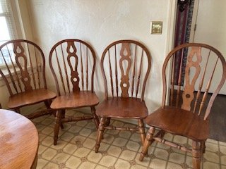 Oak Kitchen Table Chairs Lot of Four