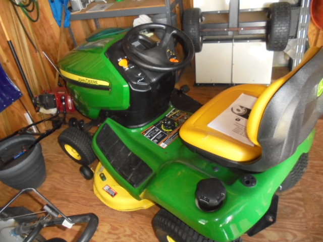 Image for PUBLIC ESTATE AUCTION (LIVING, MOVING)