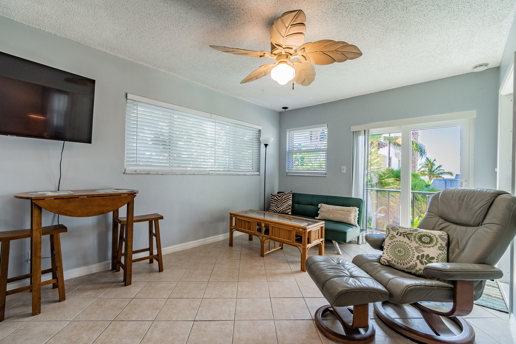 Image for 150 Beach Ave, Redington Shores, FL 33708