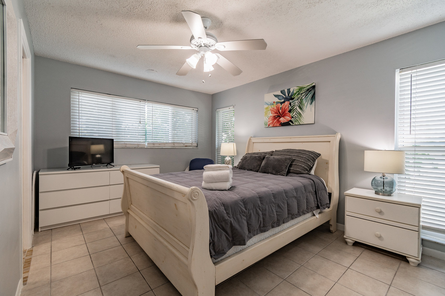 Image for 150 Beach Ave, Redington Shores, FL 33708