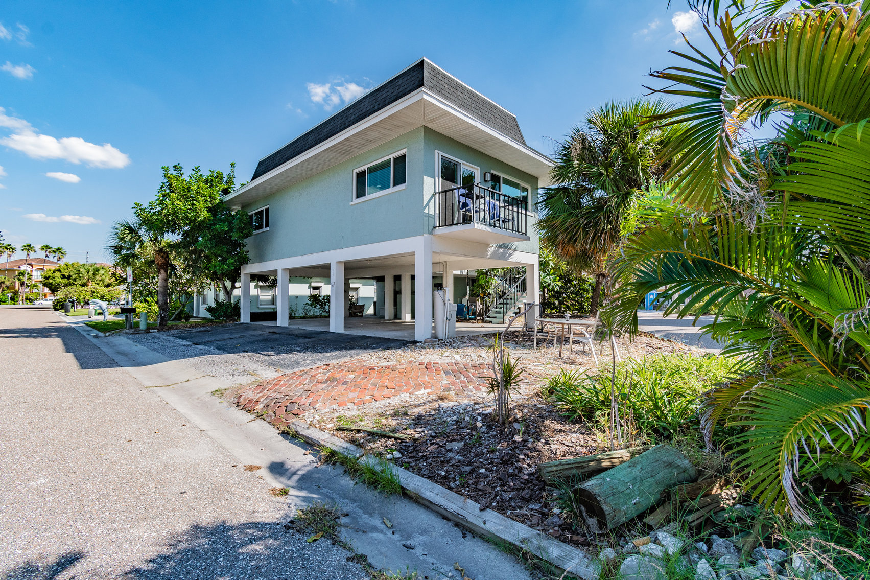 Image for 150 Beach Ave, Redington Shores, FL 33708