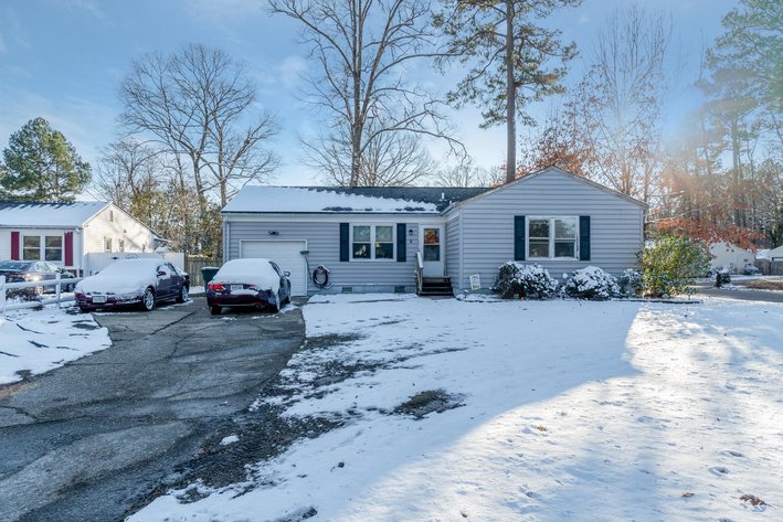 Image for ONLINE AUCTION | Move-In Ready Single Family Home | 3 BR/1.5 BA | 1,082 SF | 2 Friar Cir., Newport News, VA 23602 |