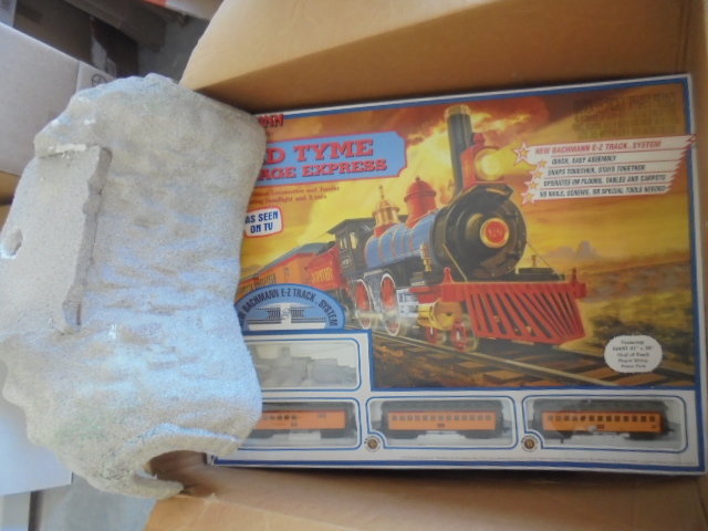 Image for PUBLIC ESTATE AUCTION (LIVING, MOVING)