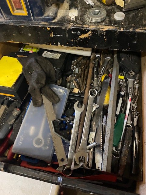 Image for 302 W. First Street-Contents of Home