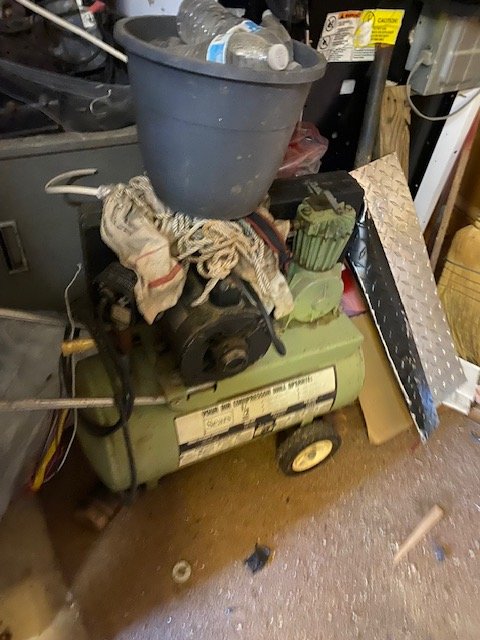 Image for 302 W. First Street-Contents of Home