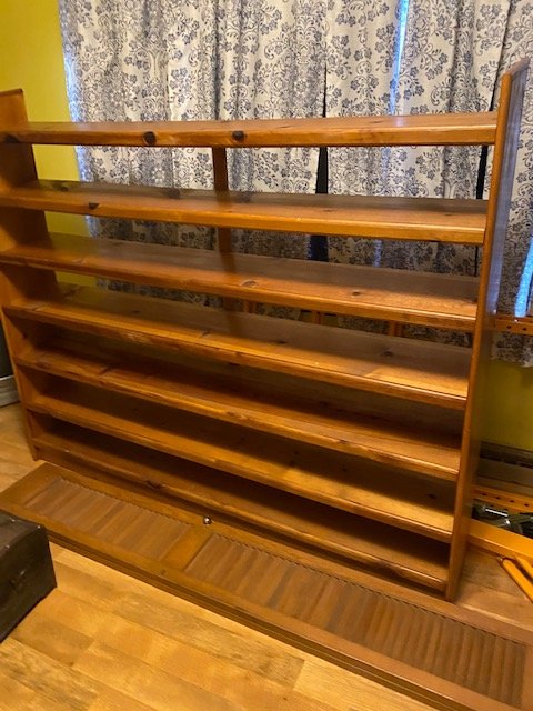 Image for 302 W. First Street-Contents of Home