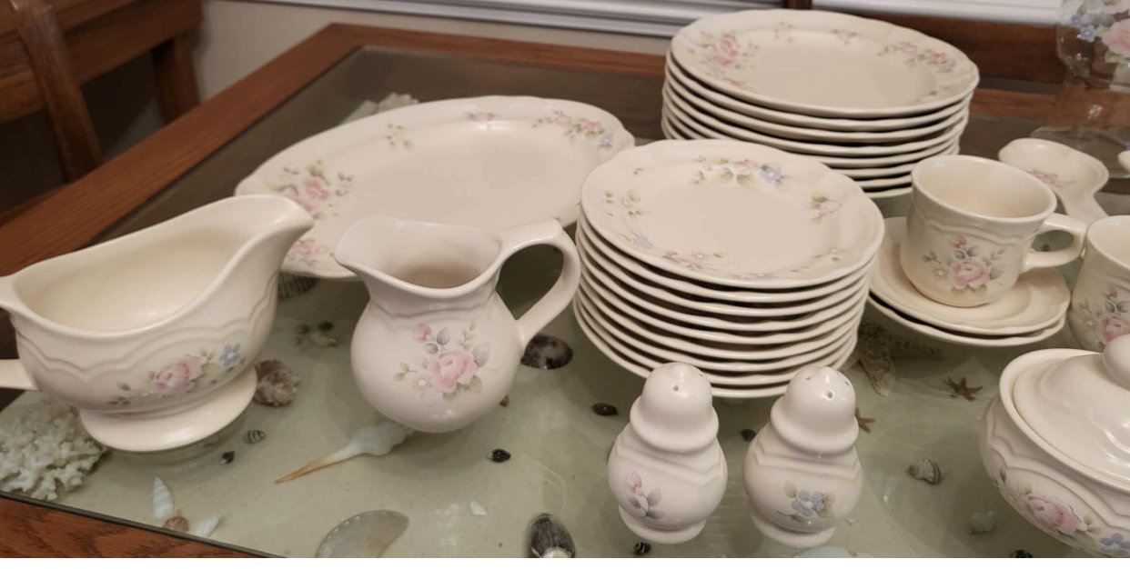 Image for PUBLIC ESTATE AUCTION (LIVING, MOVING)