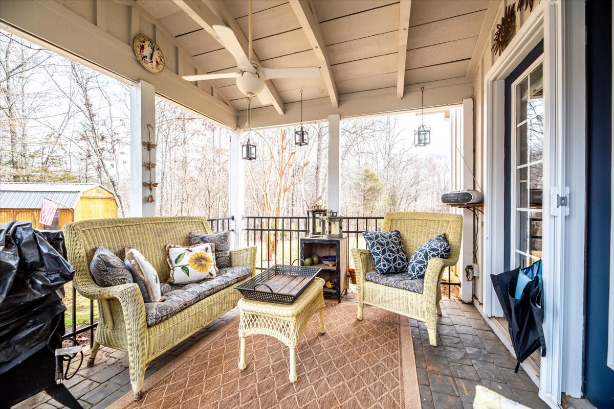 Image for Auction: Home on 9.5 Acres + Personal Property