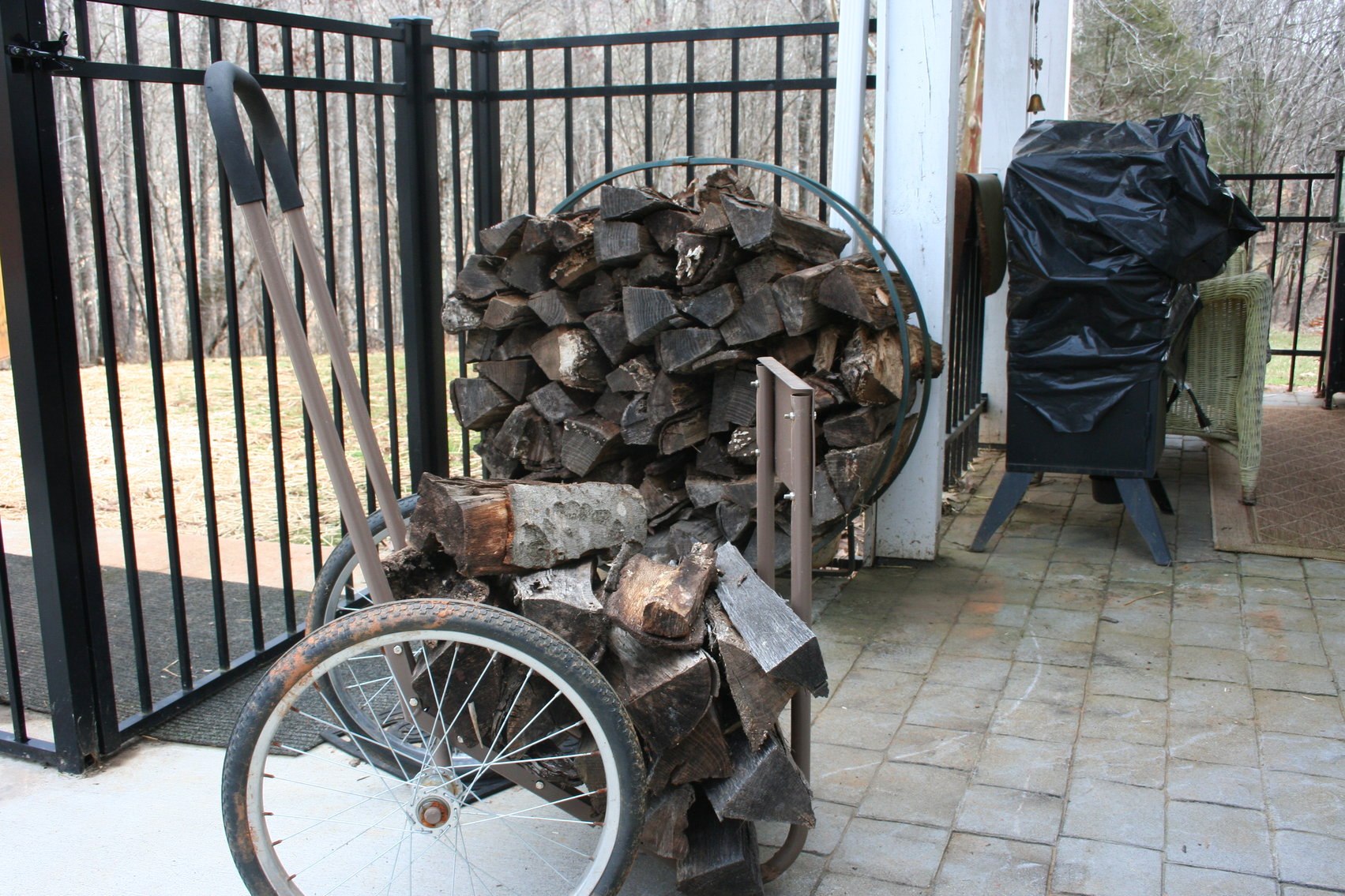 Image for Auction: Home on 9.5 Acres + Personal Property