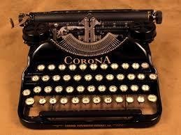 Vintage 1940's Type Writer
