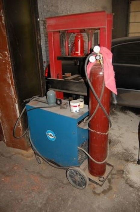 Image for A1 Crown Cab Liquidation Auction