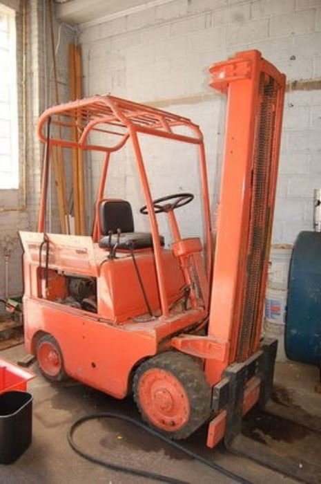 Image for A1 Crown Cab Liquidation Auction