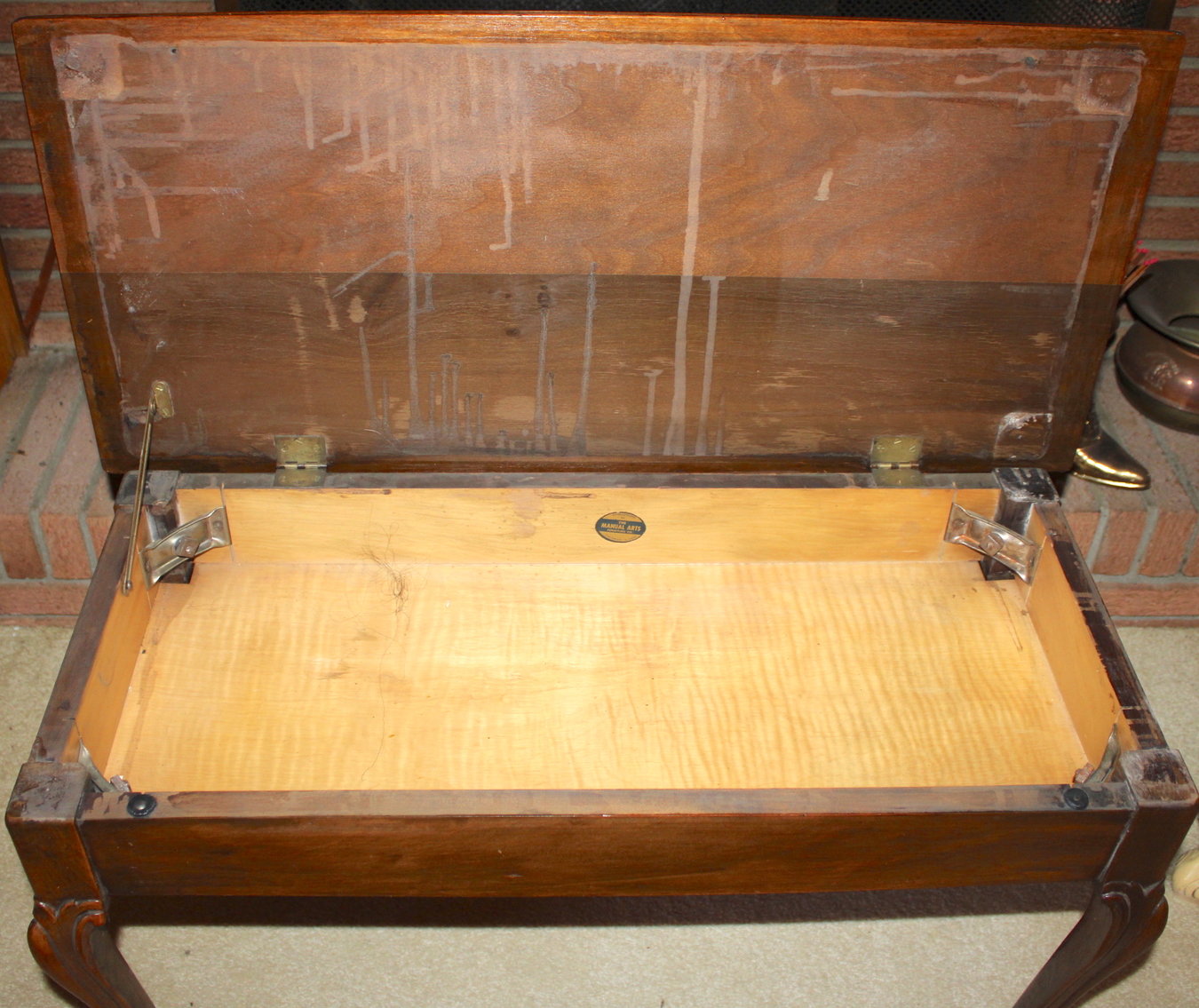 Image for VINTAGE TIME CAPSULE LIVING ESTATE AUCTION