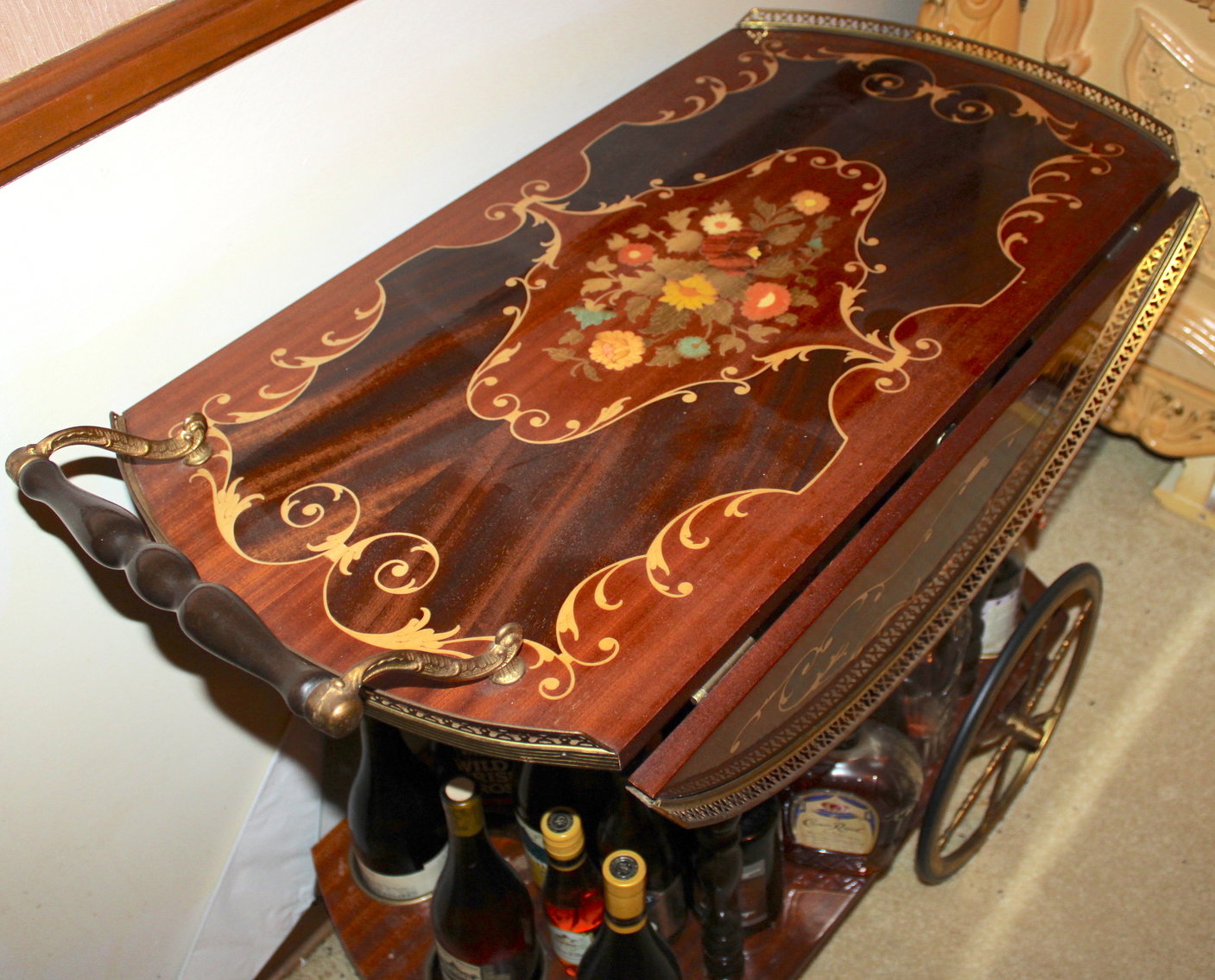 Image for VINTAGE TIME CAPSULE LIVING ESTATE AUCTION