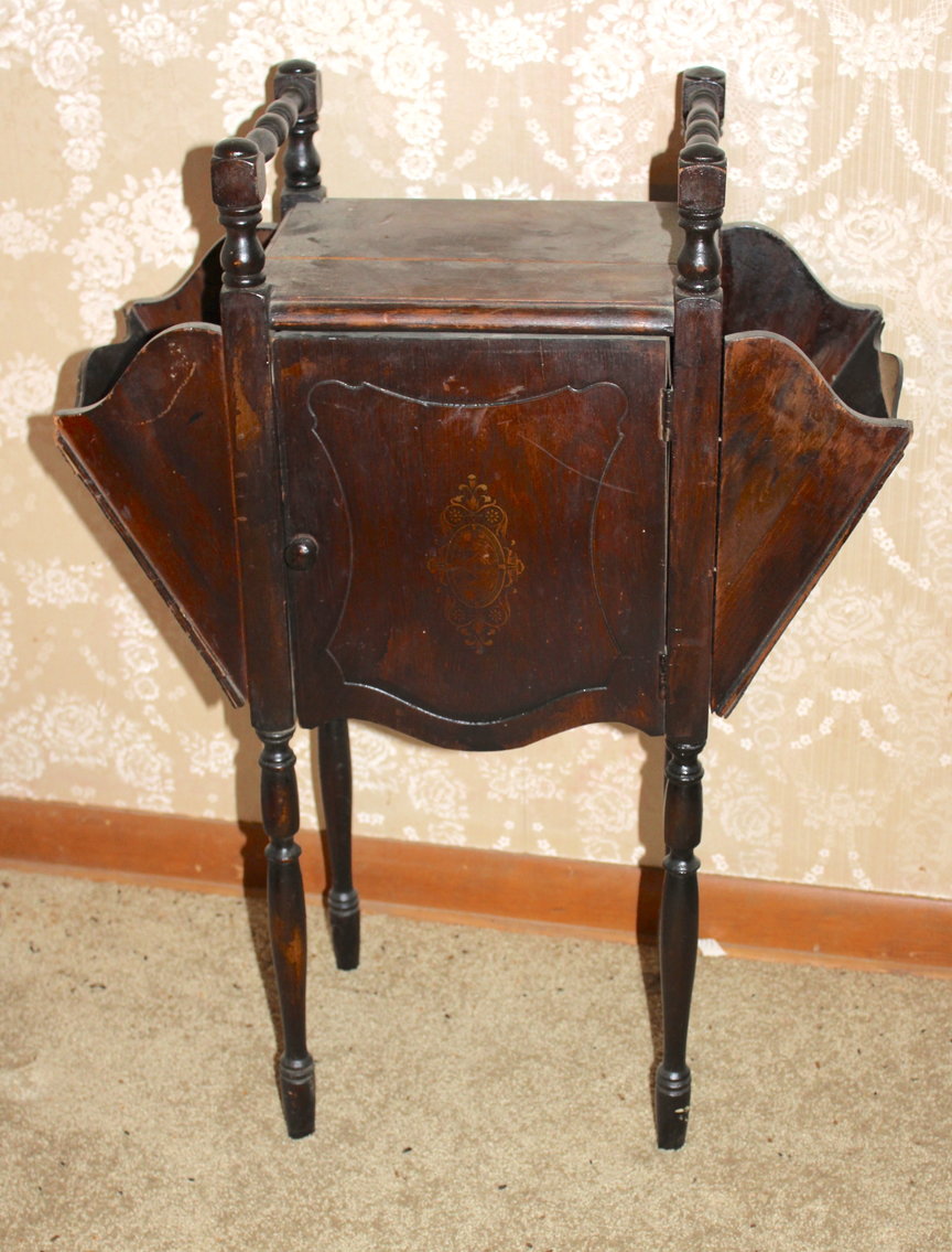 Image for VINTAGE TIME CAPSULE LIVING ESTATE AUCTION