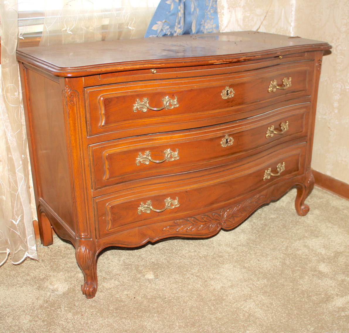 Image for VINTAGE TIME CAPSULE LIVING ESTATE AUCTION