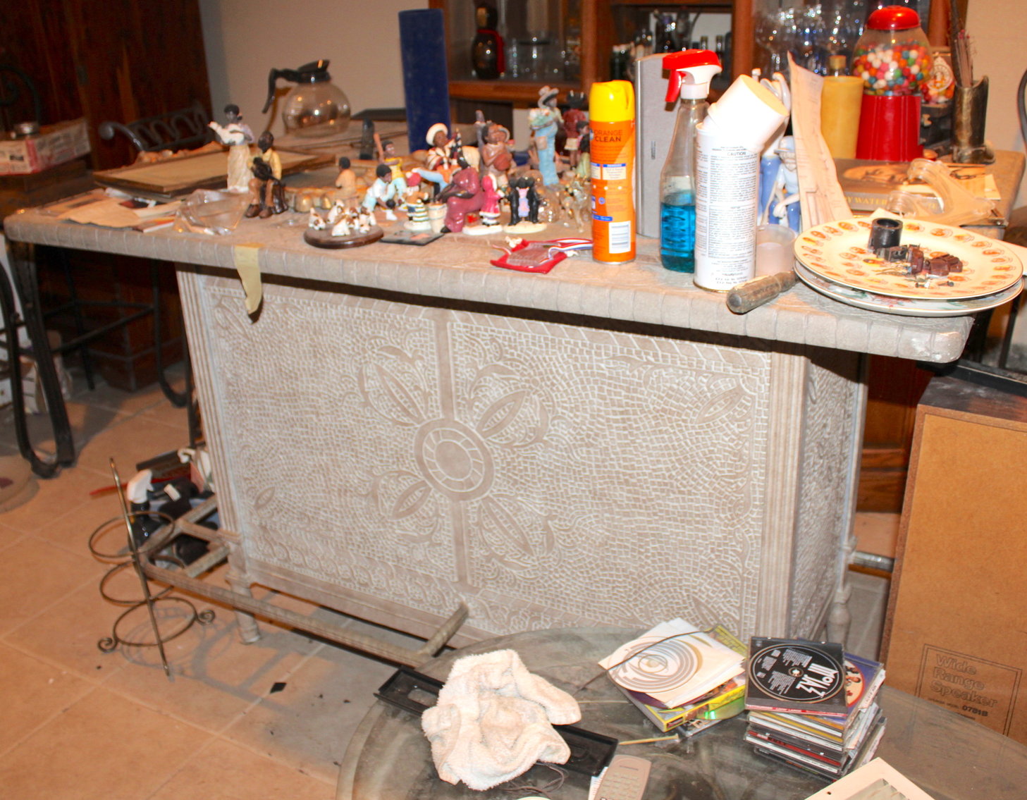 Image for VINTAGE TIME CAPSULE LIVING ESTATE AUCTION