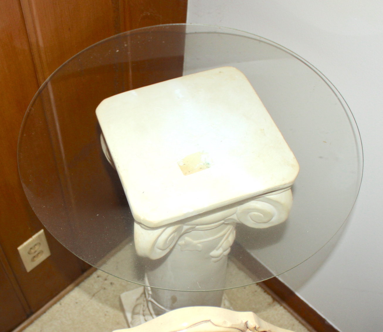 Image for VINTAGE TIME CAPSULE LIVING ESTATE AUCTION