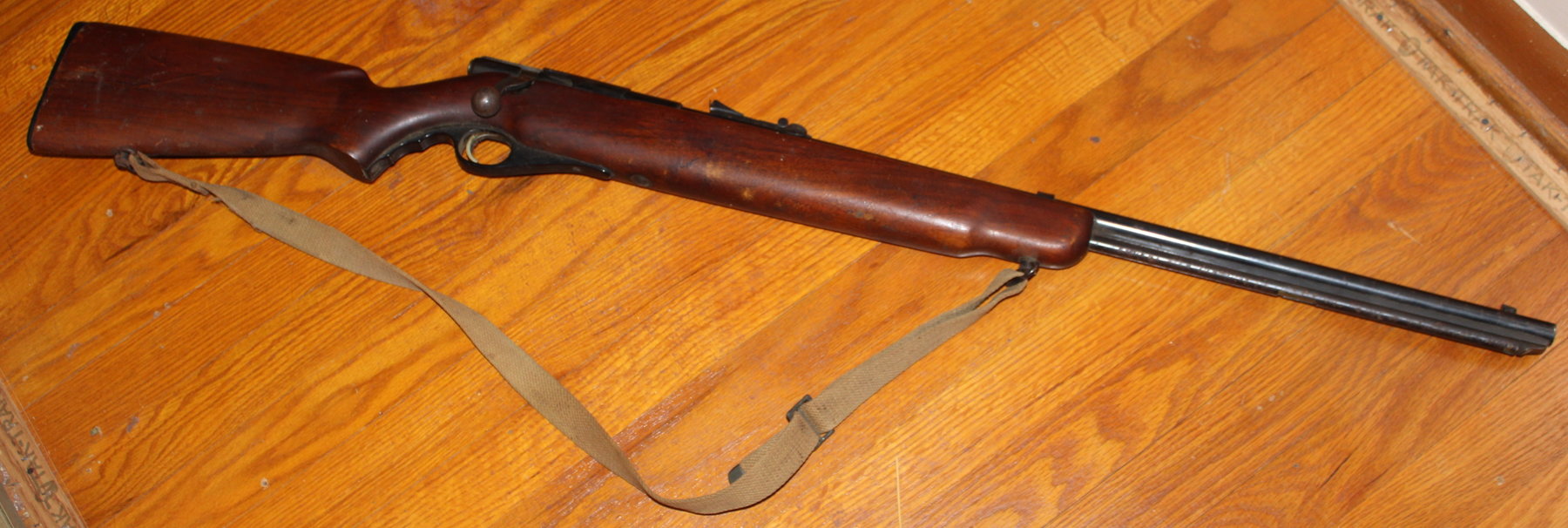 Image for VINTAGE TIME CAPSULE LIVING ESTATE AUCTION