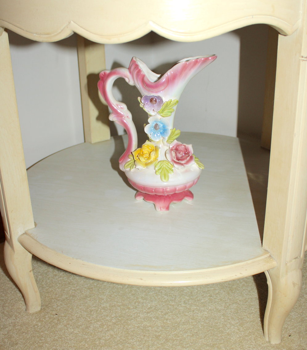 Image for VINTAGE TIME CAPSULE LIVING ESTATE AUCTION