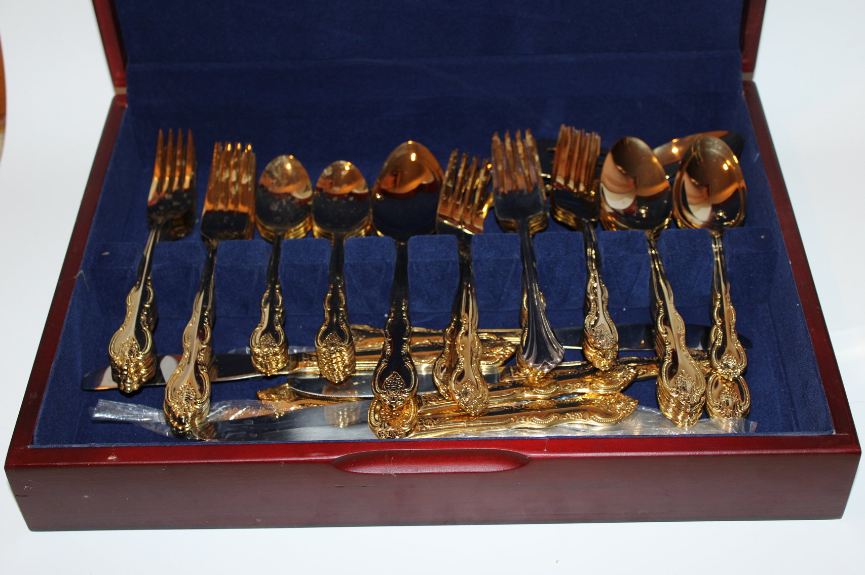 Image for VINTAGE TIME CAPSULE LIVING ESTATE AUCTION