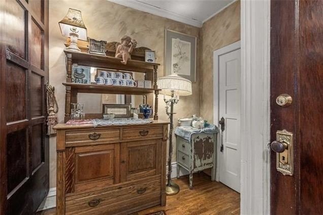 Image for HISTORIC GLICK MANSION AUCTION