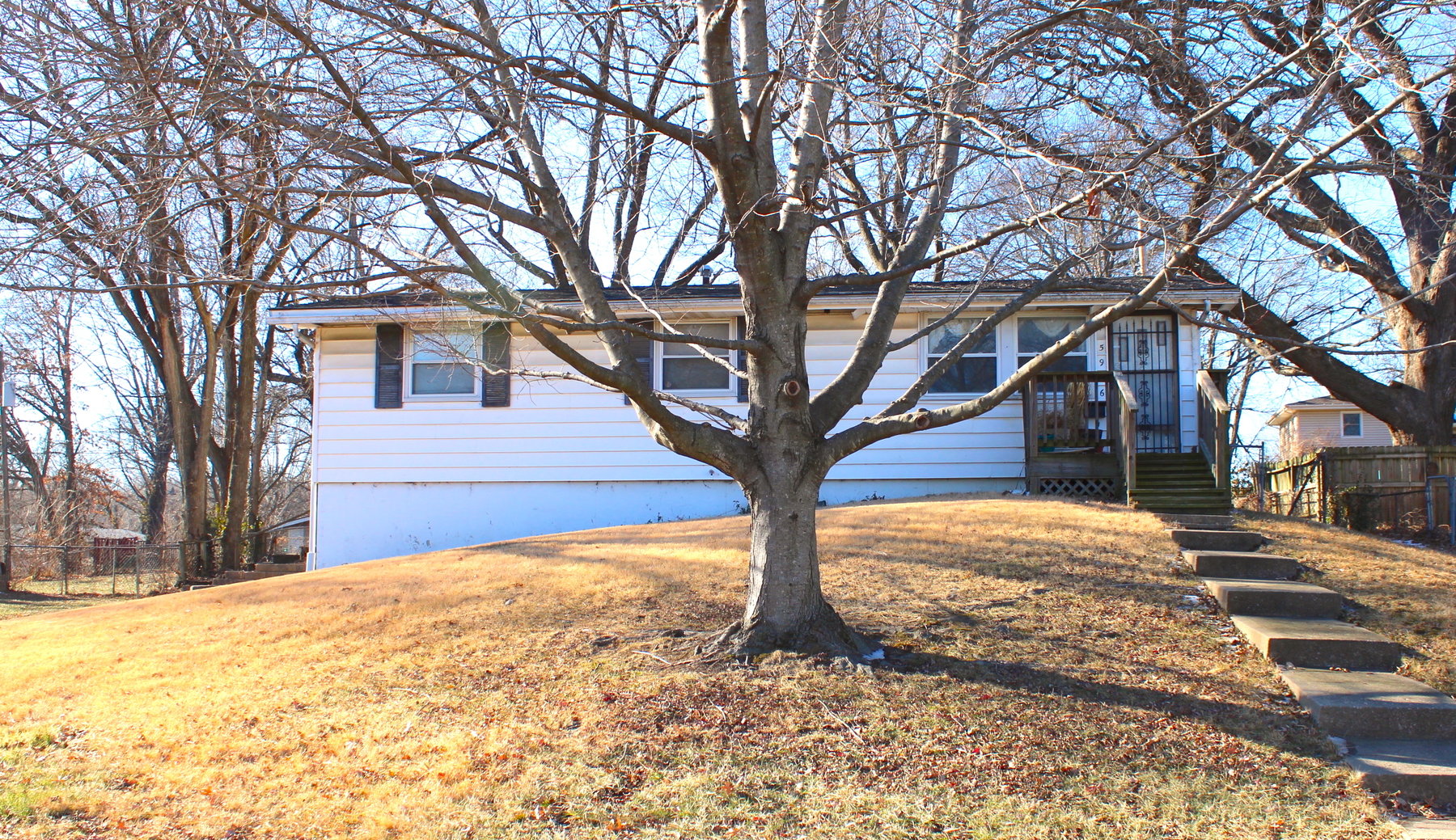 Image for FLOERKE REAL ESTATE & PERSONAL PROPERTY AUCTION