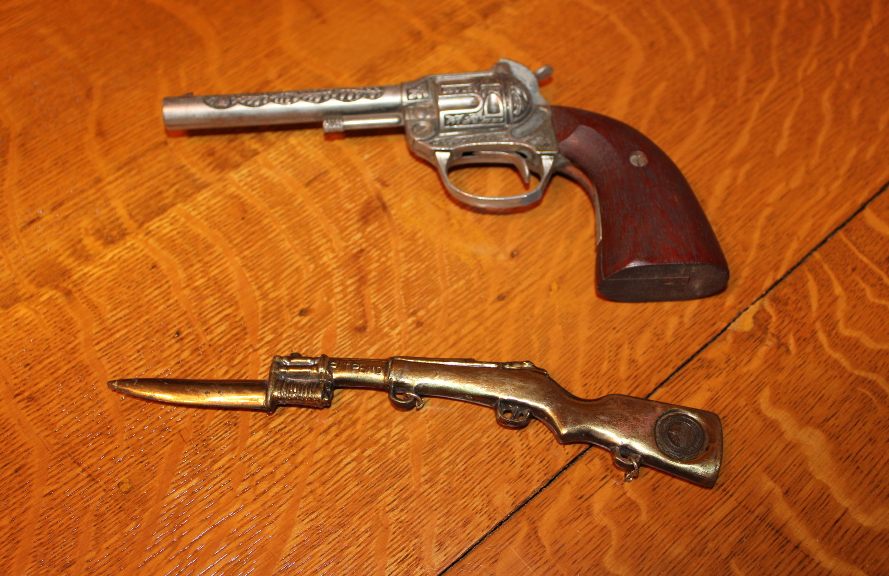 Image for FLOERKE REAL ESTATE & PERSONAL PROPERTY AUCTION