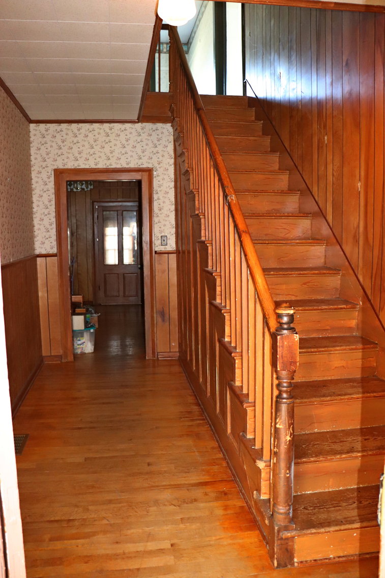 Image for Three Bedroom Home And Shop On 1.38 +/- Acres Zoned M-1 In City Of Harrisonburg