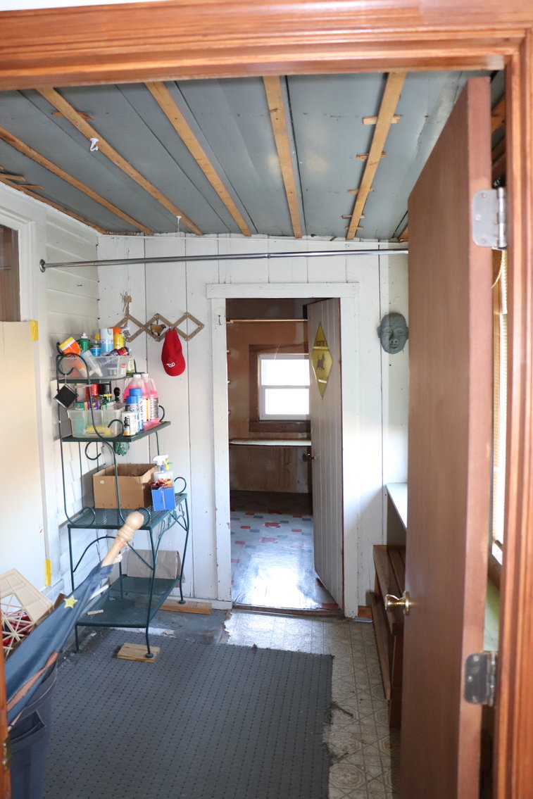 Image for Three Bedroom Home And Shop On 1.38 +/- Acres Zoned M-1 In City Of Harrisonburg