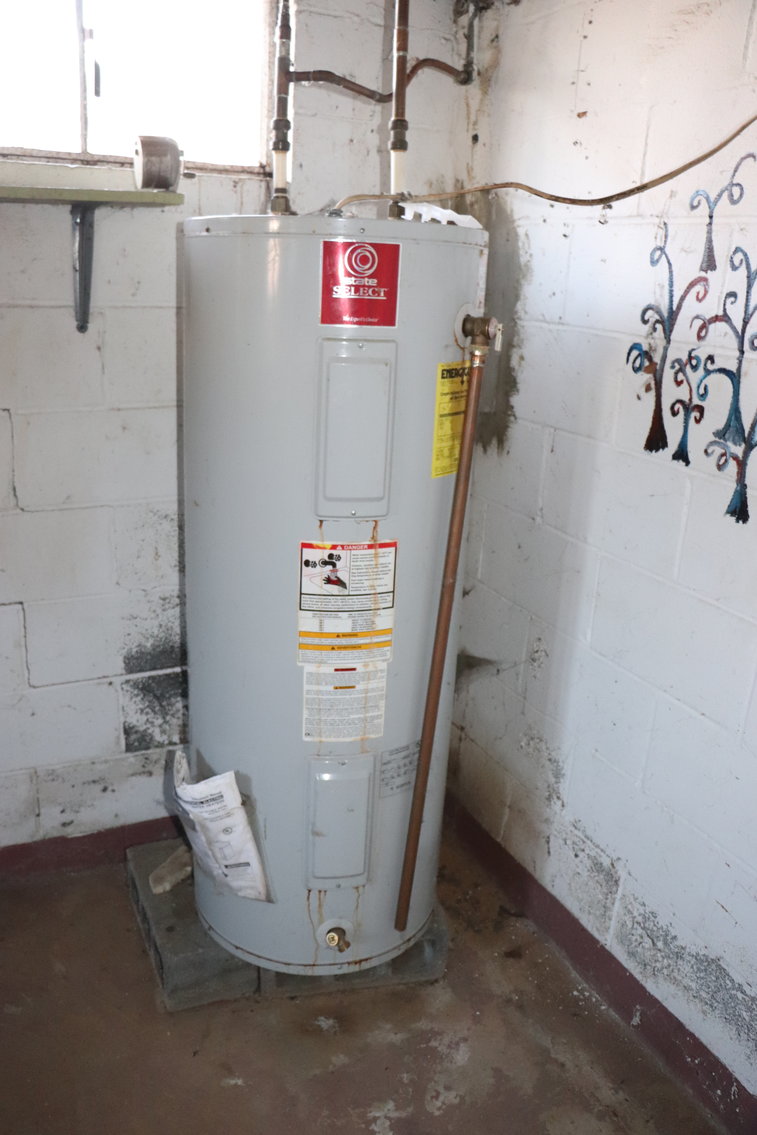 Image for Three Bedroom Home And Shop On 1.38 +/- Acres Zoned M-1 In City Of Harrisonburg