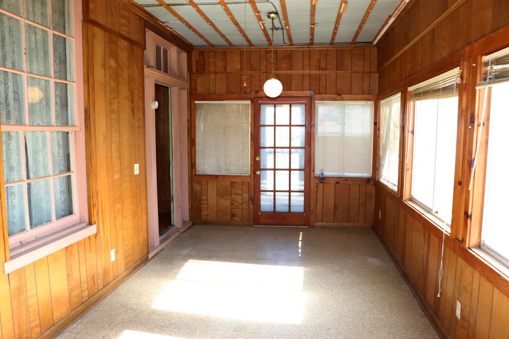 Image for Three Bedroom Home And Shop On 1.38 +/- Acres Zoned M-1 In City Of Harrisonburg