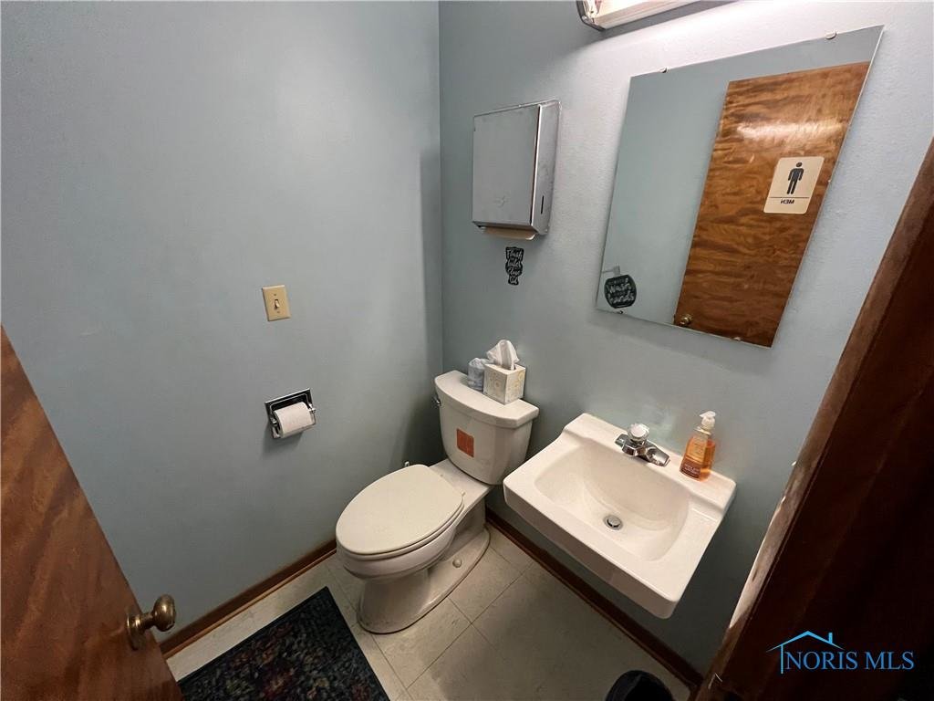 Image for MINIMUM BID AUCTION $175,000! 5216 Woodville Rd