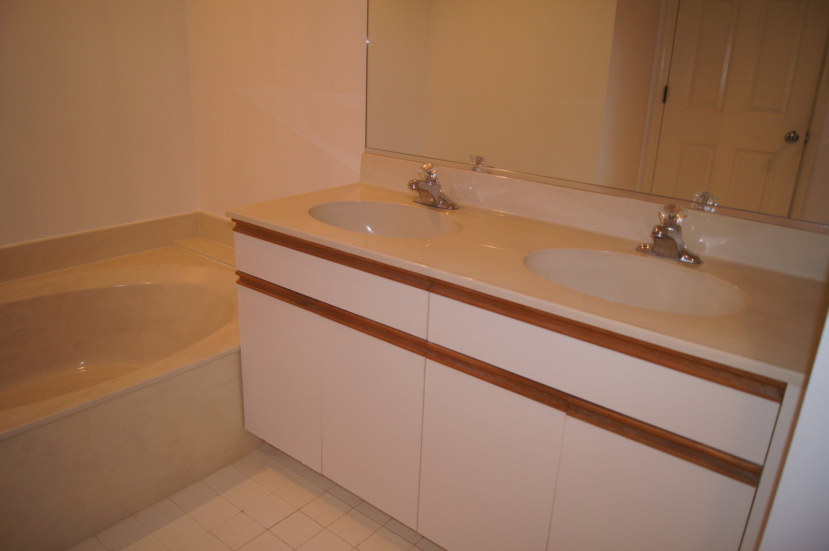 Image for 5408 Eagles Point Circle #102, Sarasota, FL 34231