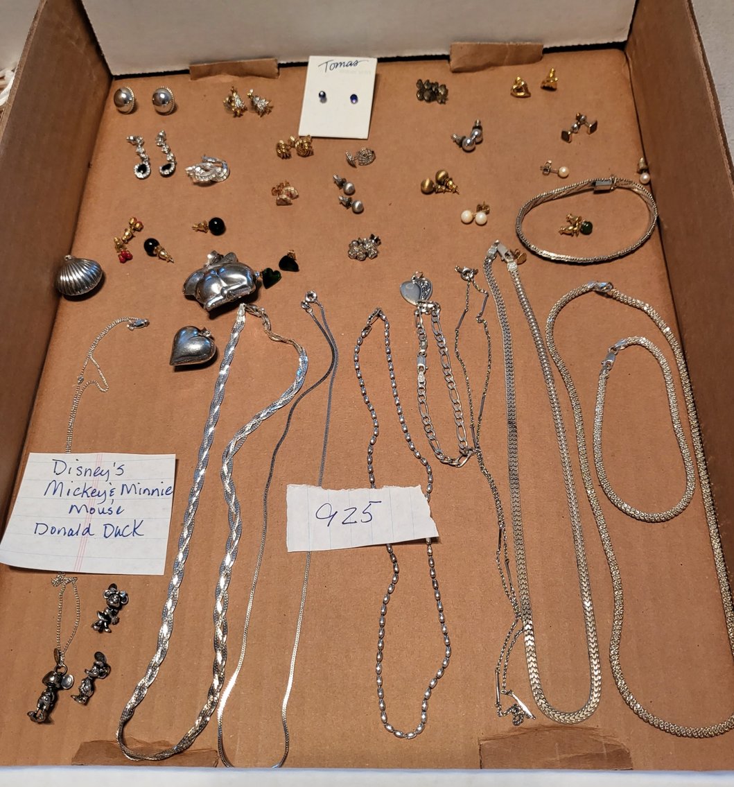 Image for PUBLIC ESTATE AUCTION (LIVING, MOVING)