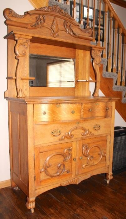 Image for HIGH END LAKE FRONT ESTATE AUCTION