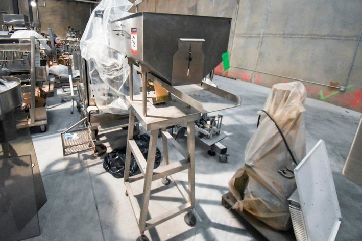 Image for ***SOLD*** MJK0774 Vibrating Feeder for Capsules