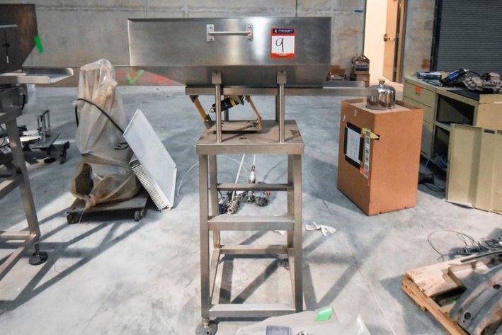 Image for ***SOLD*** MJK0775 Vibrating Feeder for Capsules