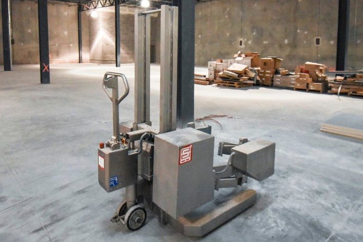 Image for ***SOLD*** MJK0776 Schneider Model Robusto FL 352 Portable Drum Handler