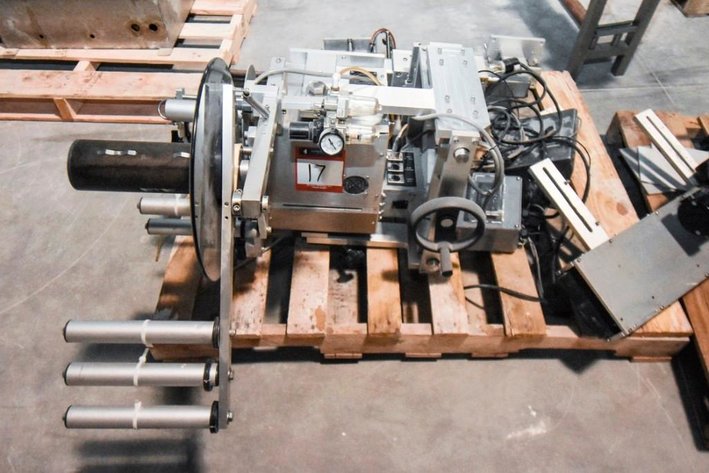 Image for ***SOLD*** MJK0782 Universal Labeling Systems L15 S Wipe On Applicator