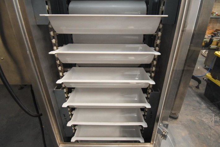 Image for ***SOLD***MJK0798 Z-Type Vertical Bucket Elevator