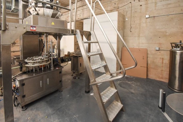 Image for ***SOLD***MJK0799 14-Head Ishida Scale with Mezzanine