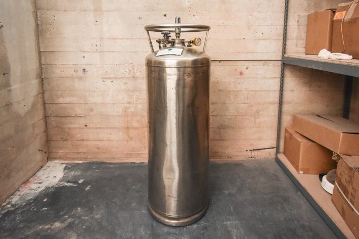 Image for ***SOLD*** MJK0807 Nitrogen Tank