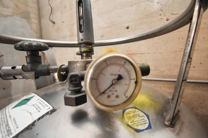 Image for ***SOLD*** MJK0807 Nitrogen Tank