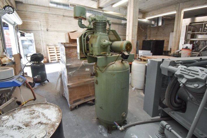 Image for ***SOLD*** MJK0808 Vertical Air Compressor