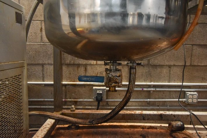 Image for ****SOLD**** MJK0810 100L Bio Reactor with Skid