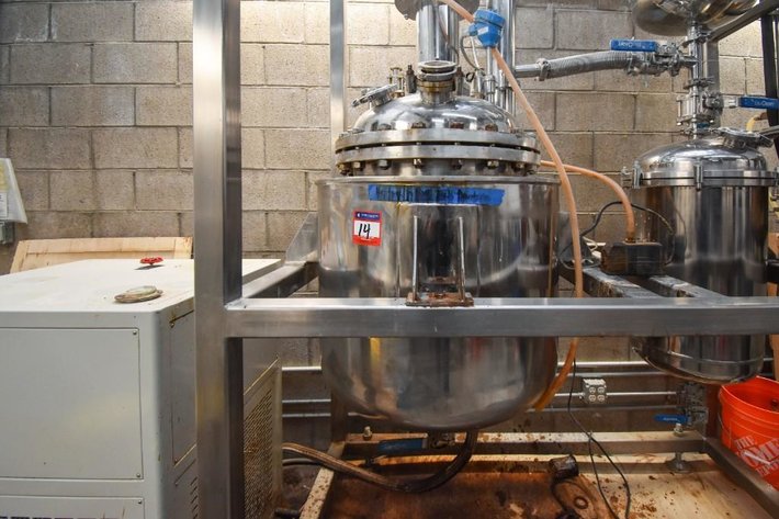 Image for ****SOLD**** MJK0810 100L Bio Reactor with Skid