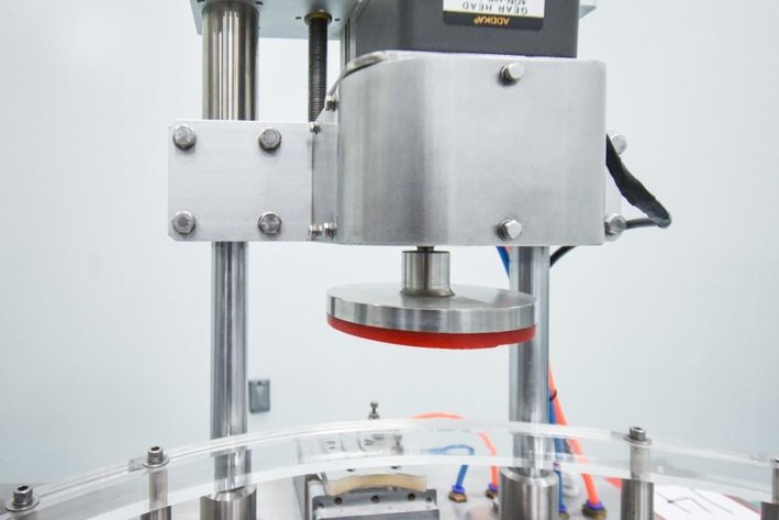 Image for ***SOLD***MJK0844 Capper with Conveyor GH-X-00