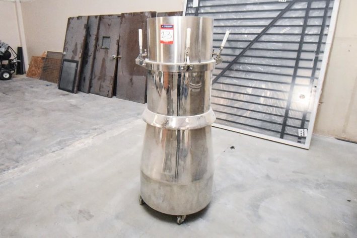 Image for ***SOLD*** MJK0853 Dust Collector